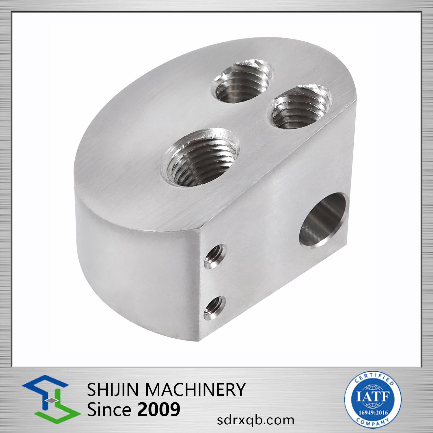 風(fēng)電(dian)行(xing)業(yè)(ye)-非(fei)標(biāo)(biao)定(ding)製閥(fa)塊/閥體(ti)2，角(jiao)度2